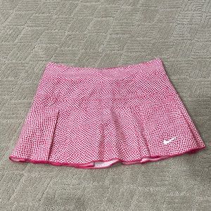 Nike pink and white tennis skirt